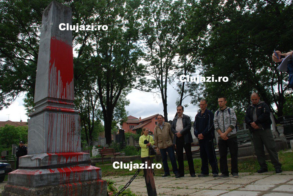 Monument Trianon vandalizat - clujazi.ro 4