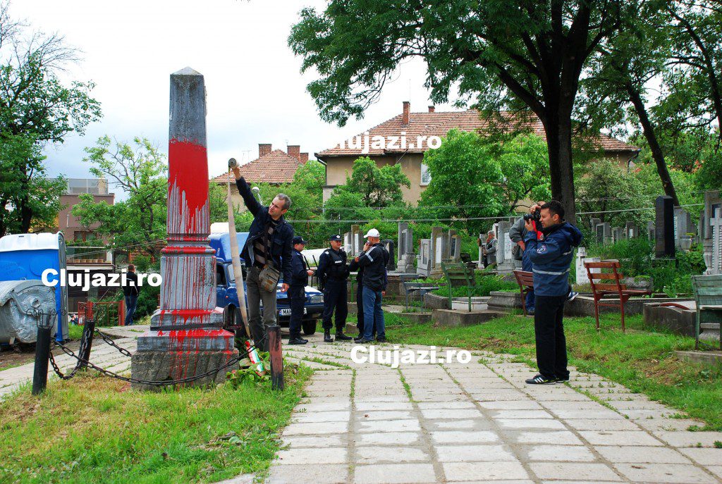 Monument Trianon vandalizat - clujazi.ro 6