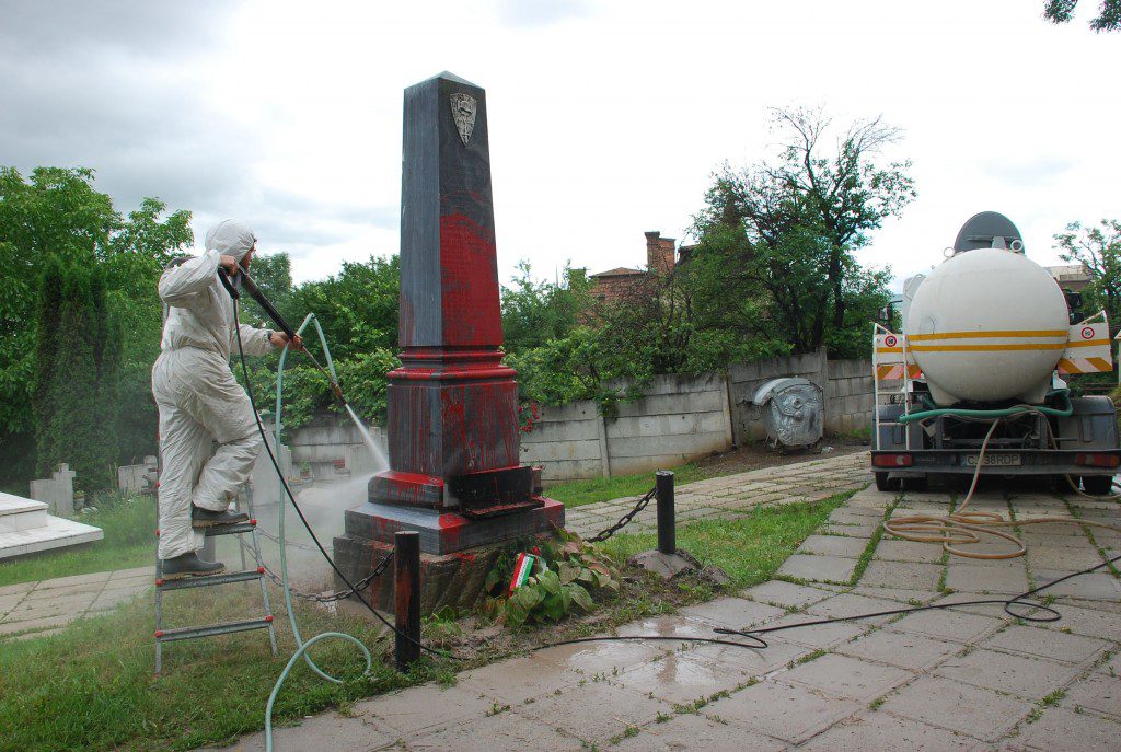 Monument cluazi.ro 3