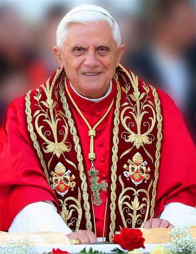 papa-benedict-al-XVI-lea